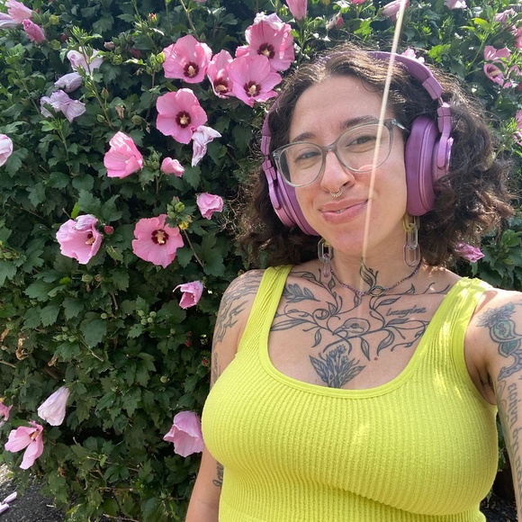 Meet your Posher, Lola :) - Picture 1 of 13